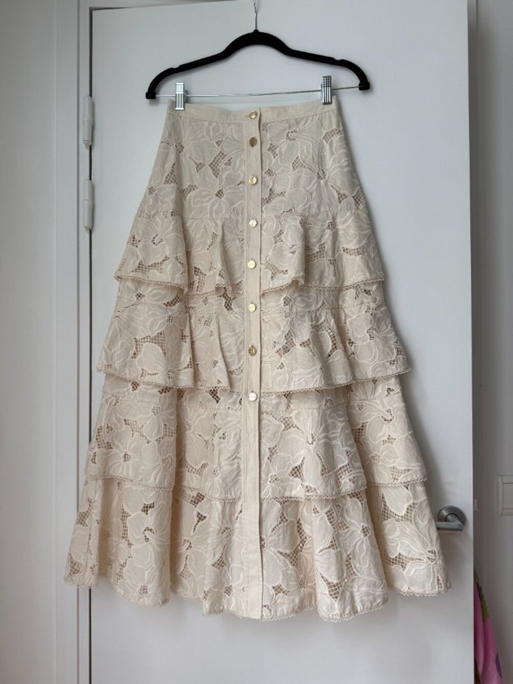Sandro Women's White Guipure Floral Midi Skirt and top - Picture 5 of 5